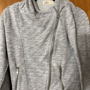 Hollister light grey woman’s sweater
